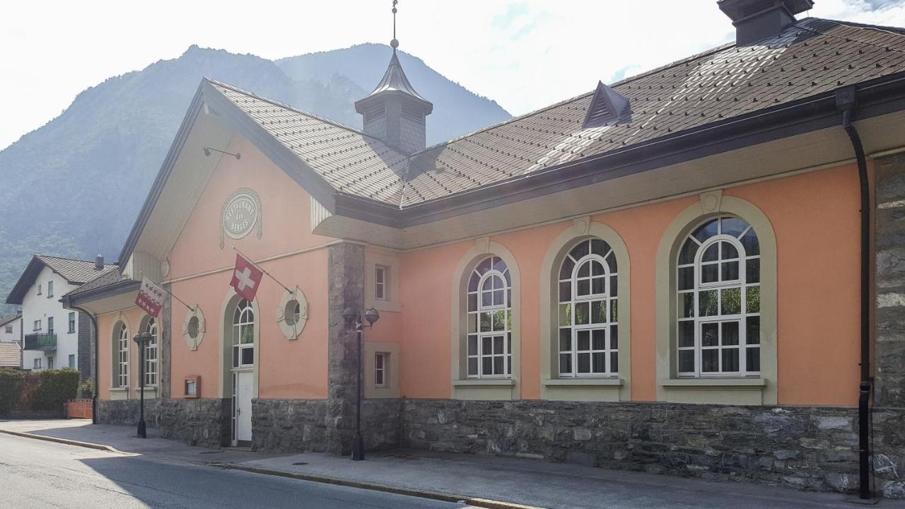 Hotel Les Berges Chippis Exterior photo