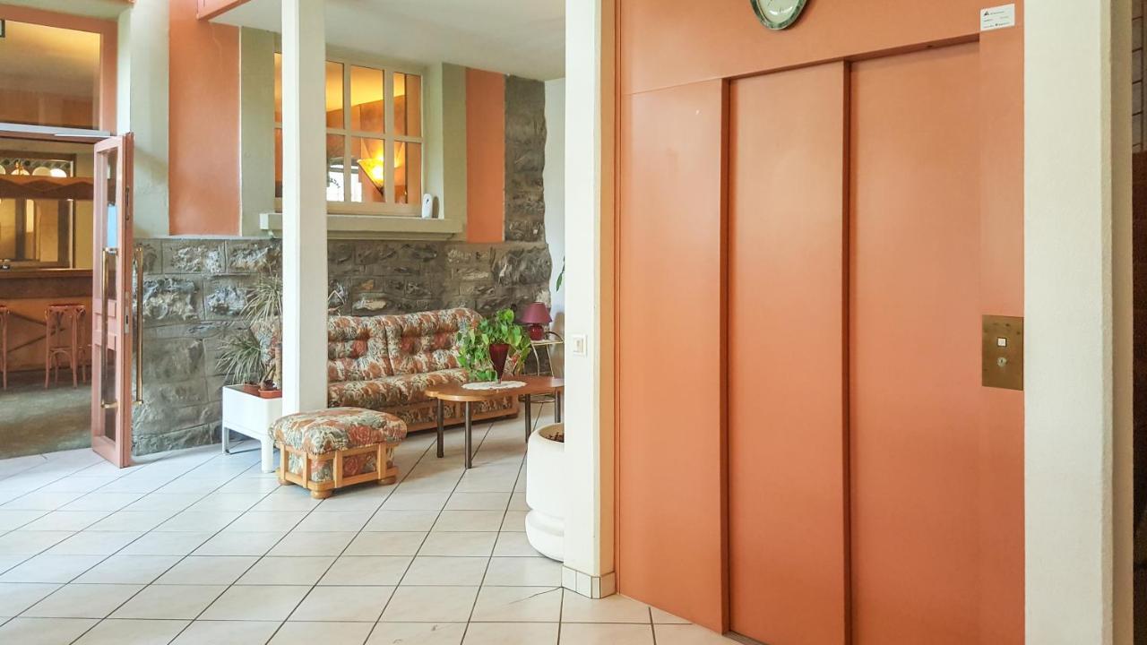 Hotel Les Berges Chippis Exterior photo